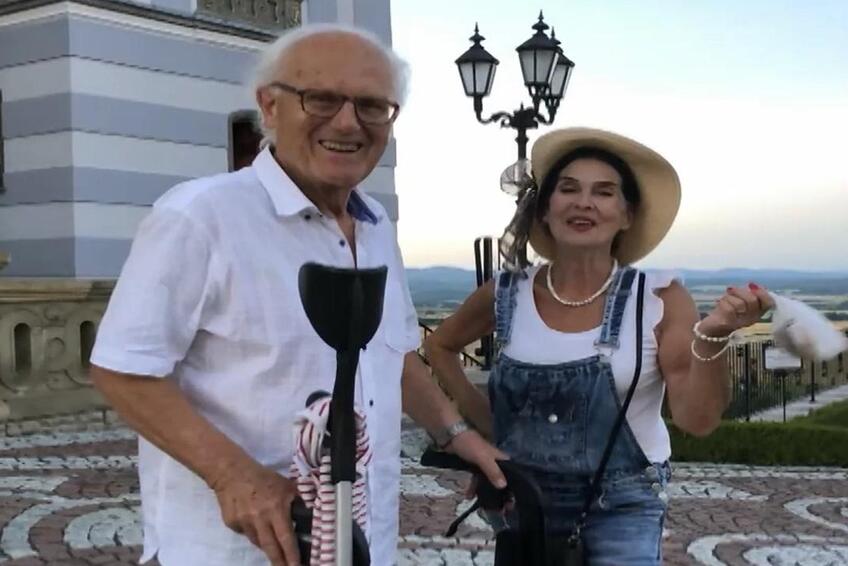 Zomrel manžel herečky Zuzany Kocúrikovej režisér Peter Mikulík  (†84)