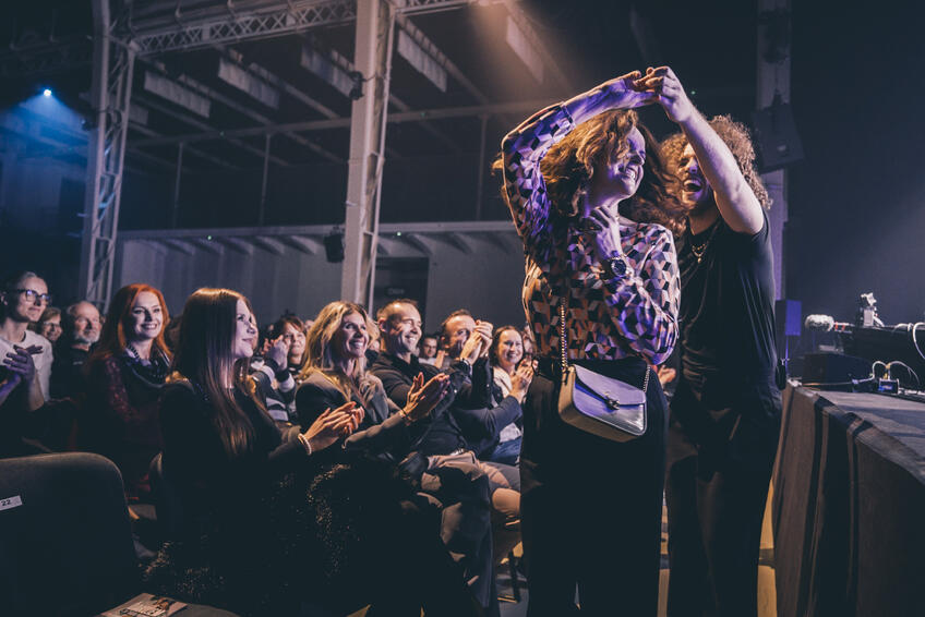 Talentovaný gitarový virtuóz Dávid Bílek chystá turné.