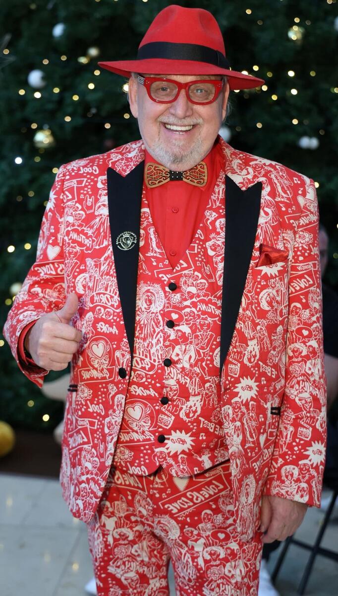 Najznámejší odborník na ženskú krásu Jozef Oklamčák oslávil 70: Mojich 7 naj!