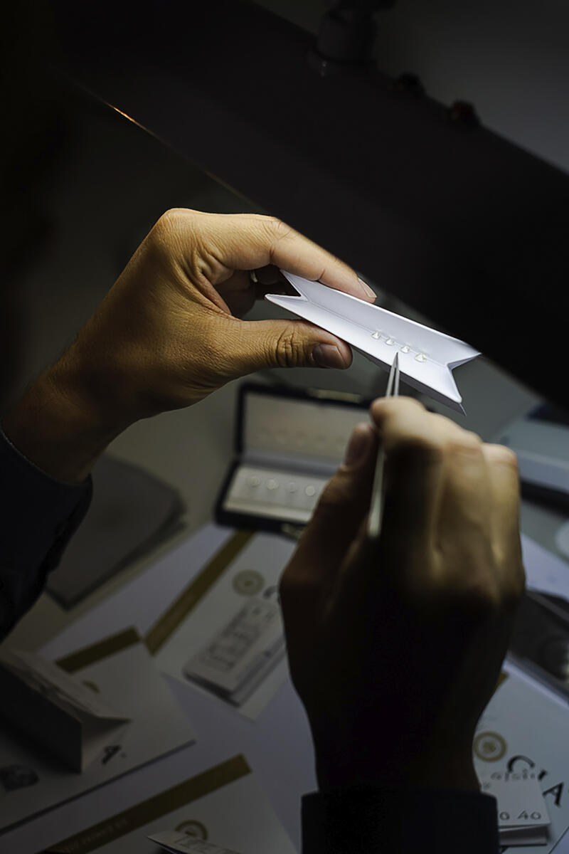 Gemológ Martin Mikuš a tajný svet drahých kameňov: Ako rozoznať pravý od falošného?