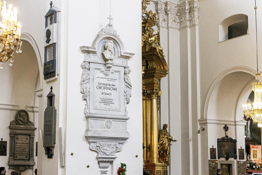 Skladateľ Chopin požiadal svoju sestru, aby po jeho smrti preniesla jeho srdce z Paríža do Varšavy.