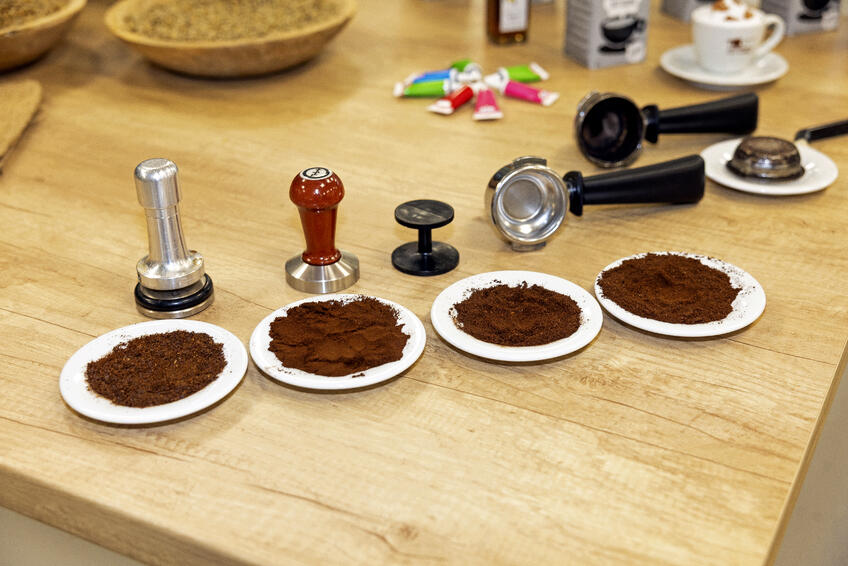 SPRÁVNE MLETIE: Každý spôsob prípravy kávy si vyžaduje svoj vlastný postup, aby sa dosiahla najlahodnejšia chuť.