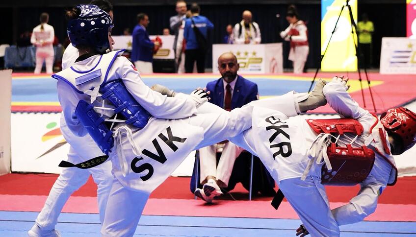 Taekwondistka Simona Emma Pernischová (18): Tento šport si ma vybral!