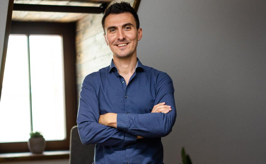 Gemológ Martin Mikuš a tajný svet drahých kameňov: Ako rozoznať pravý od falošného?