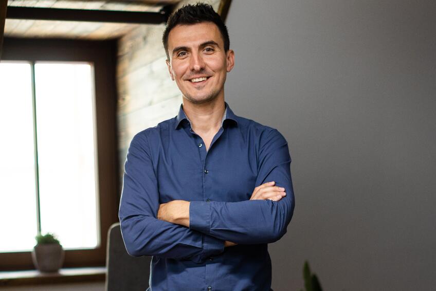 Gemológ Martin Mikuš a tajný svet drahých kameňov: Ako rozoznať pravý od falošného?