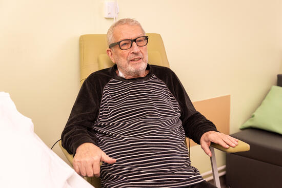 Dušan Gabáni oslavuje 80 rokov a hrdo vyhlasuje: Som asi najstarší slúžiaci moderátor