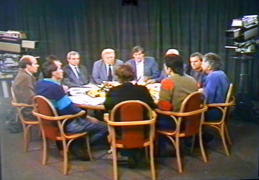 Režisér Štefan Felix (83) o tom, čo sa dialo za múrmi budovy televízneho spravodajstva počas novembrových dní 1989: Všetci v réžii sme cítili, že je to výnimočná chvíľa