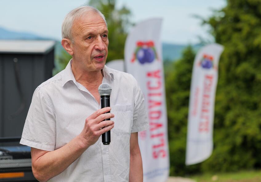 Netradičná výstava vo Veľkej Rači: Umelecké diela pod holým nebom 