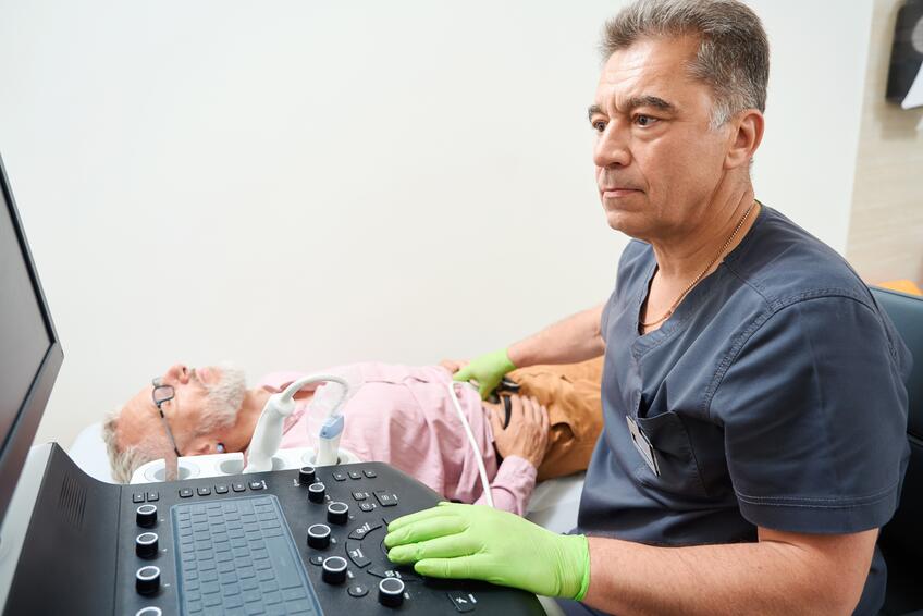 MEDICÍNA IDE STÁLE VPRED: Dnes sa už dokáže vyliečiť 80 % mužov s diagnostikovanou rakovinou prostaty. 