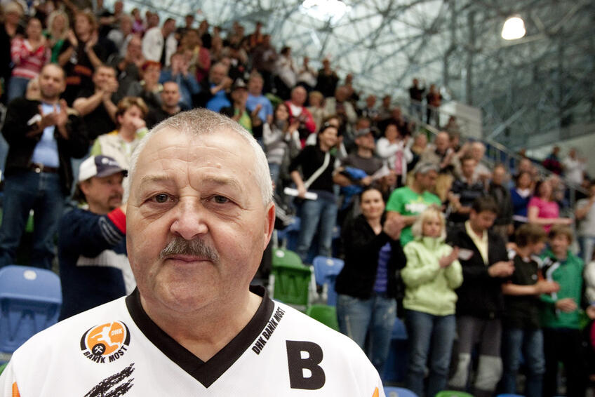 Legendárny hádzanársky tréner Tomáš Kuťka (75) o boji s rakovinou, o rodine, športe aj politike: Kto chce zmeniť veci k lepšiemu, nech začne od seba 
