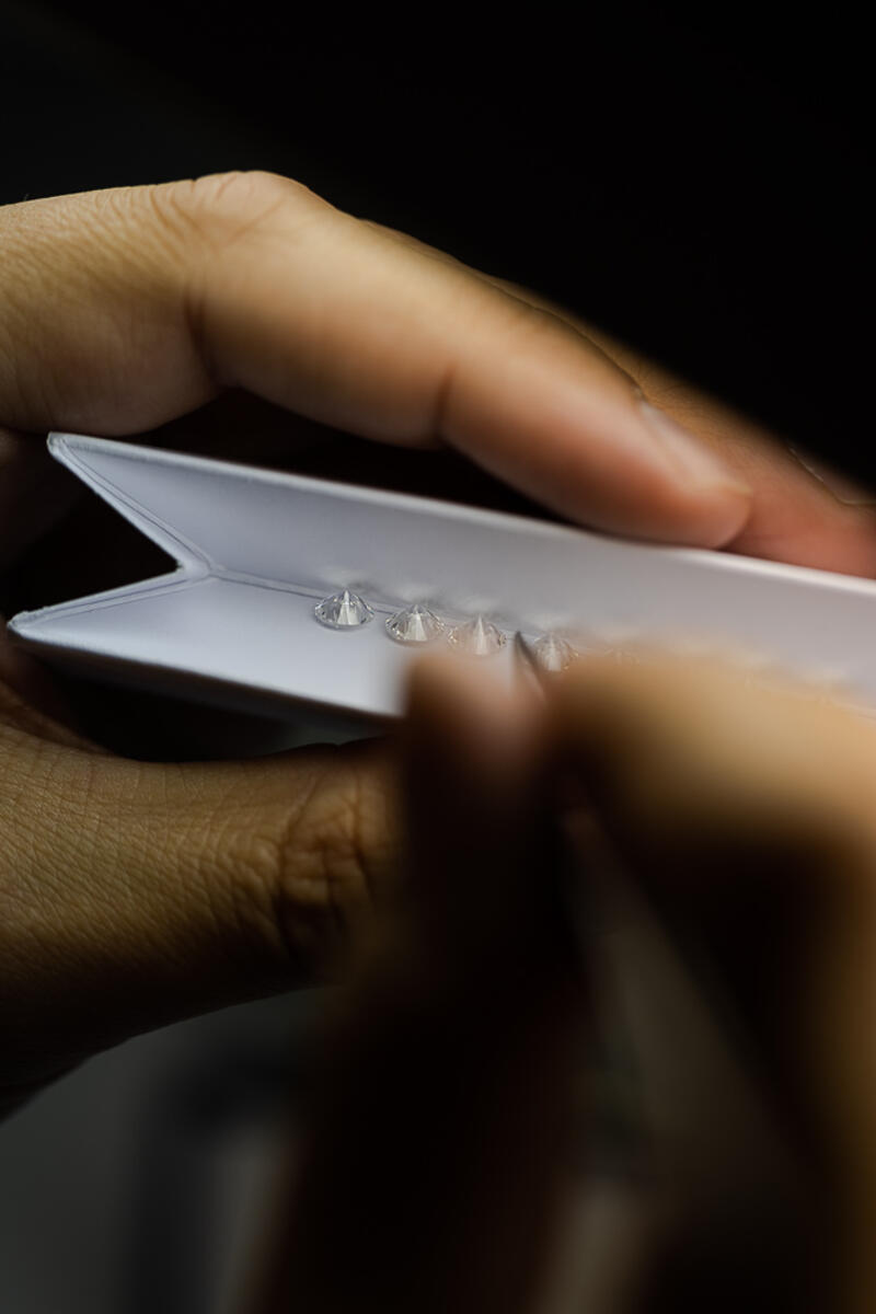 Gemológ Martin Mikuš a tajný svet drahých kameňov: Ako rozoznať pravý od falošného?