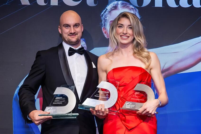 S TRÉNEROM: Naša bežkyňa aj vďaka tejto spolupráci dosahuje vynikajúce výsledky. 