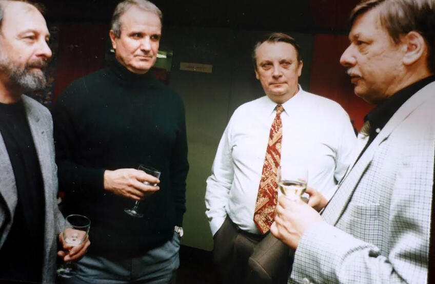 Režisér Štefan Felix (83) o tom, čo sa dialo za múrmi budovy televízneho spravodajstva počas novembrových dní 1989: Všetci v réžii sme cítili, že je to výnimočná chvíľa