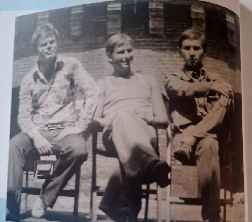 20 rokov od smrti hudobníka Mariána Kochanského († 50) zo skupiny Lojzo:  Volali ho Džeky