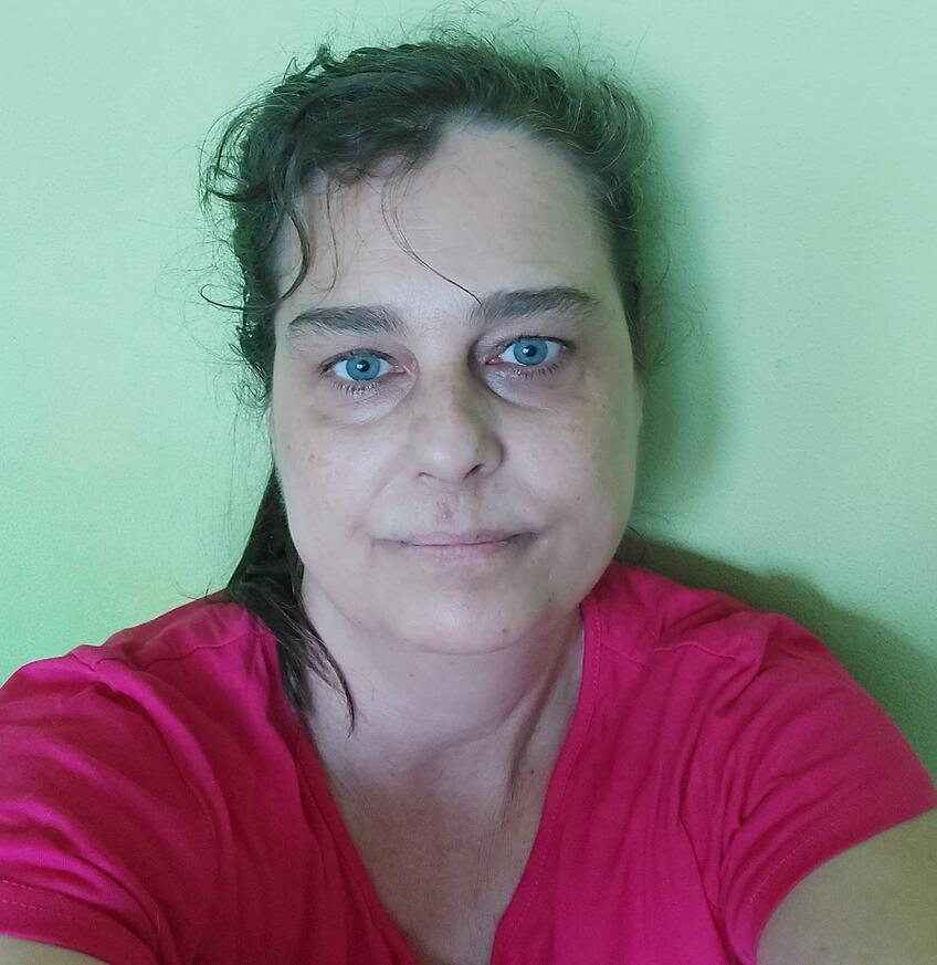 Zdravotná sestra a mama dvoch synov je pripútaná na lôžko: Moje telo je ako vybitý mobil