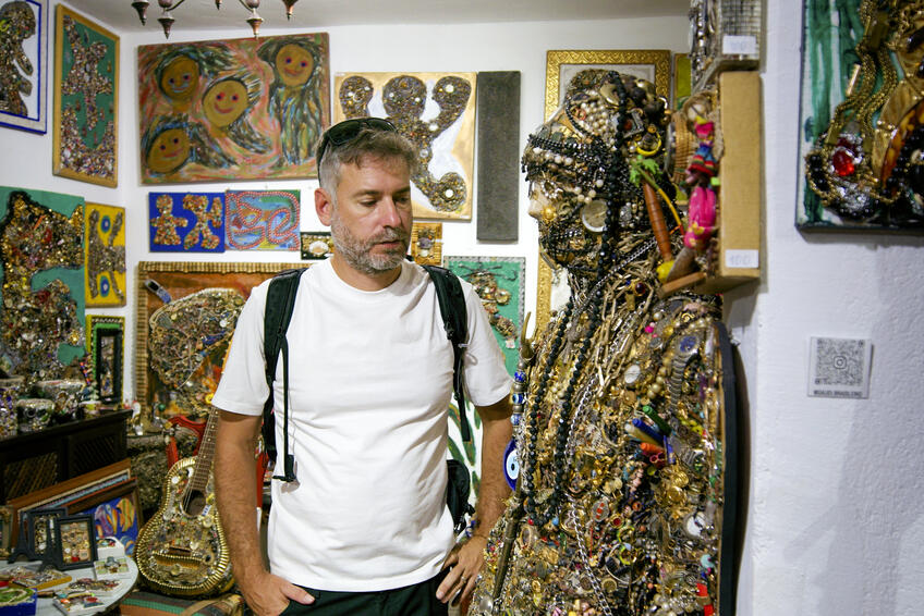 Miesta, ktoré Martin Navrátil aj s televíznym štábom navštívil, vraj nemajú v divákoch vyvolať pocit, že sú len pre skúsených cestovateľov.