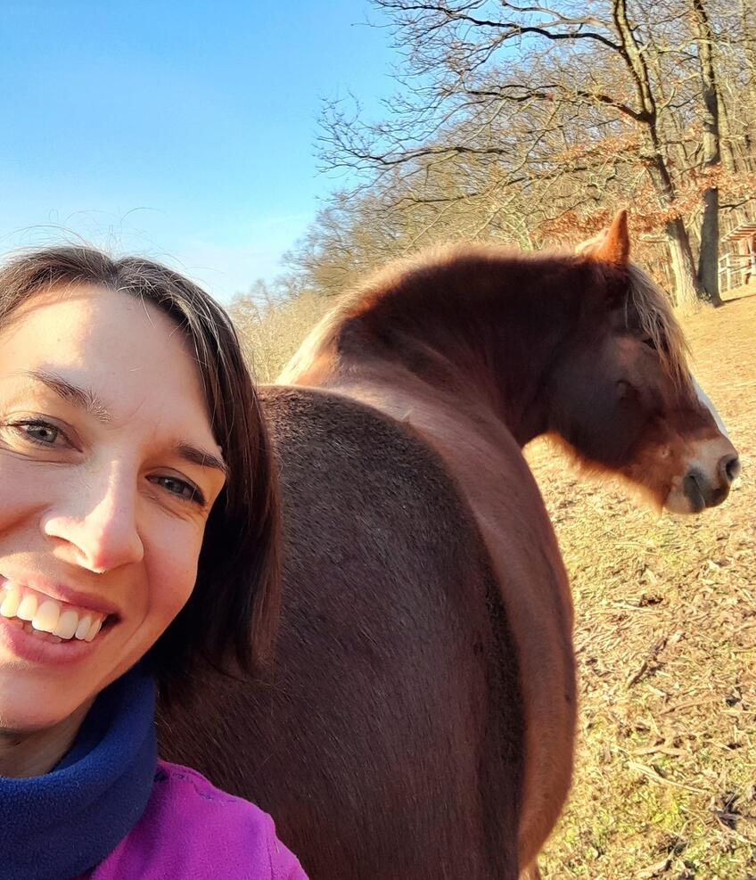 Psychologička Ivana Szamaranszká o hipoterapii: Spoznajte liečivú silu koní