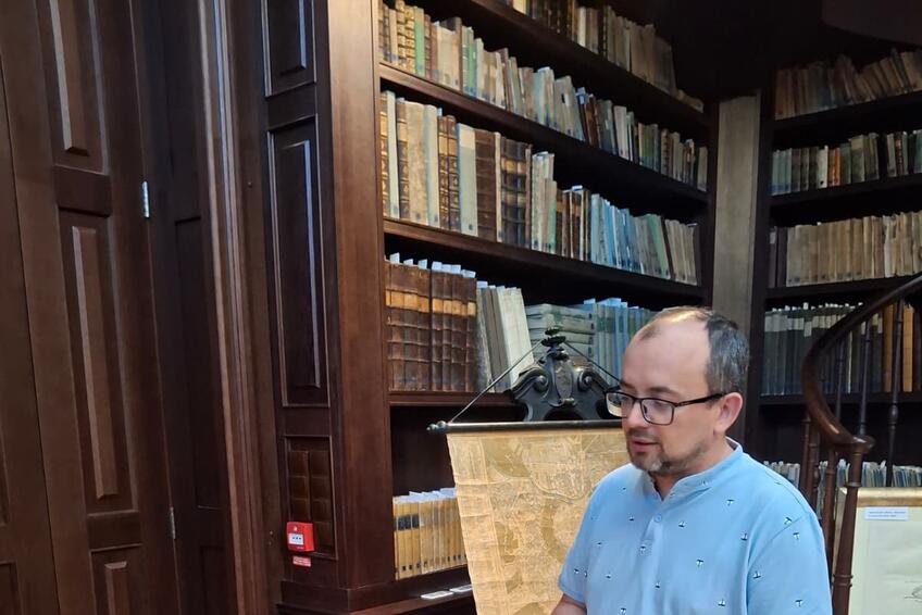 Ondrej Šomodi: Správca knižnice  je doslova chodiacou encyklopédiou.
