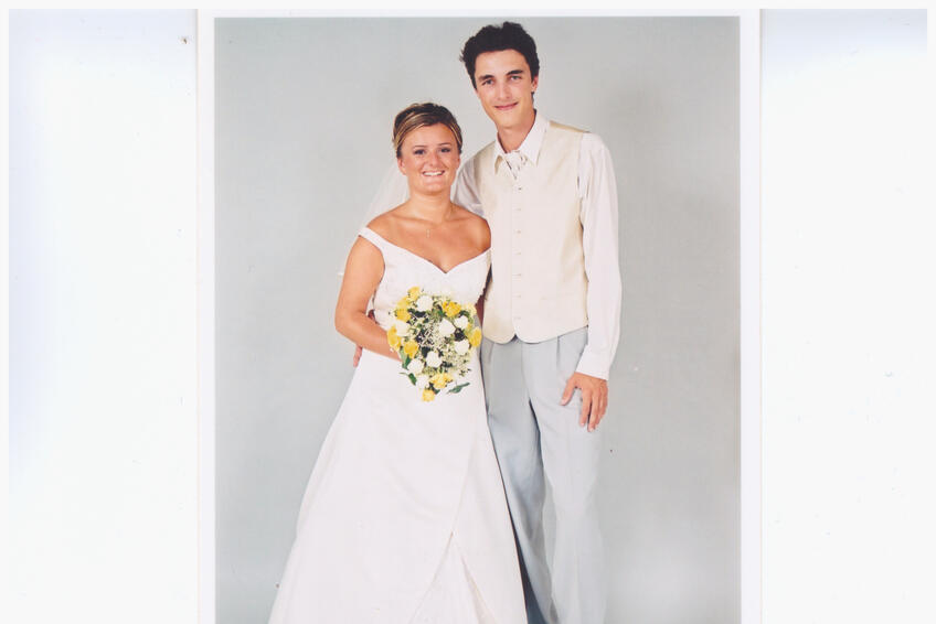 Ako nevesta:  Záber zo svadby  fotografky v roku 2003.