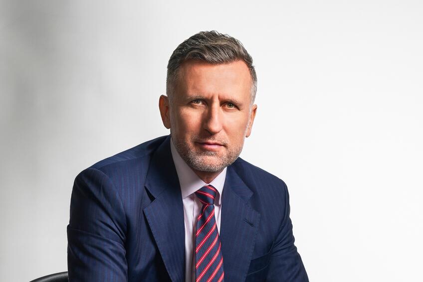 Mestský poslanec Martin Winkler apeluje: Dlh Bratislavy vzrástol na 216 miliónov eur! Analýza ukazuje neefektívne míňanie