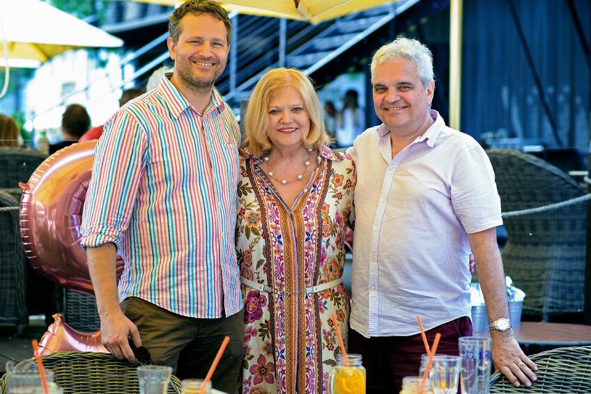 SYNOVIA: Prvorodený Stanislav a mladší Martin majú s mamou krásny vzťah.