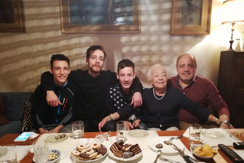 V RODINNOM KRUHU: So synmi a s mamou, herečkou Evou Landlovou.