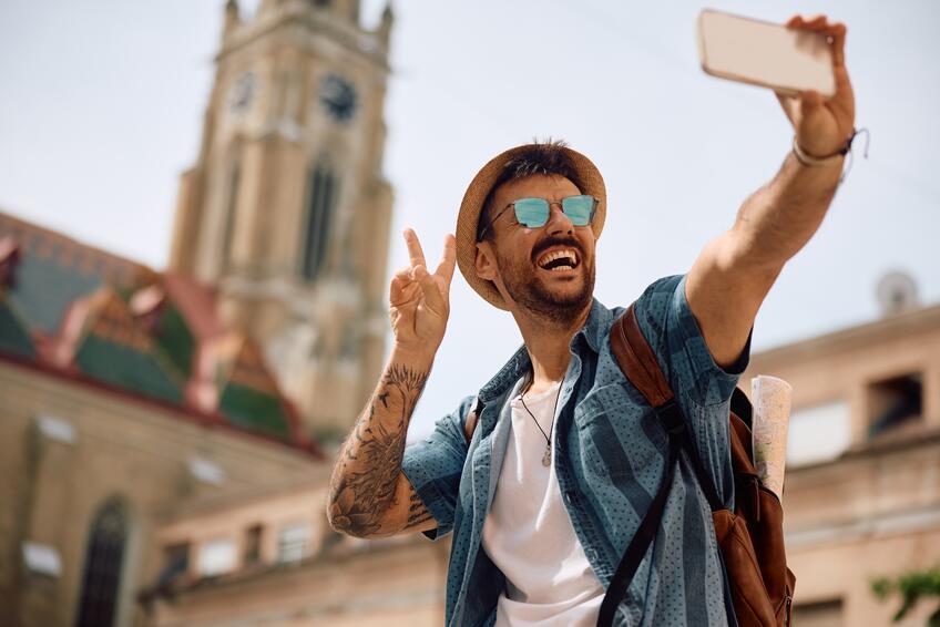 MYSLITE NA ZLODEJOV: Buďte opatrní a počas dovolenky nezverejňujte svoje fotografie. Dáte tým najavo, že nie ste doma.