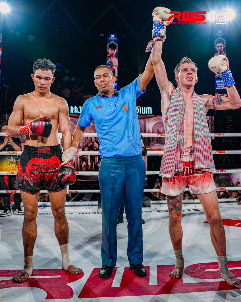 Jozef Molnár získal titul na legendárnom Rajadamnern Stadium v Bangkoku: Slovák prepísal históriu Muay Thai!