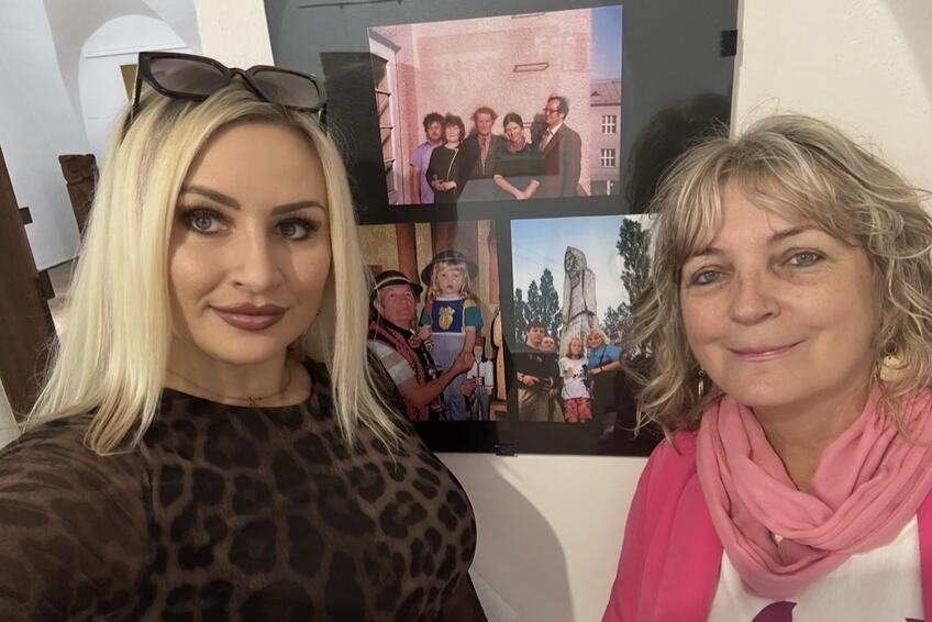 Speváčka Júlia Gulliett Maléřová so svojou mamou