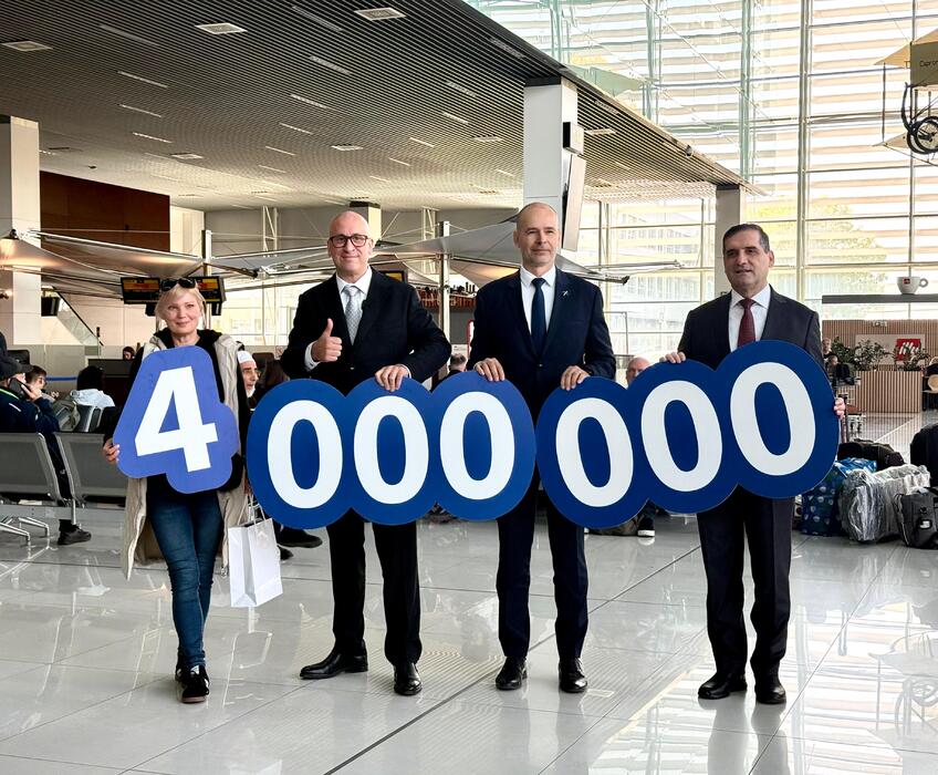 Historický moment pre Letisko Bratislava:  Privítalo cestujúcu, ktorá mala poradové číslo 4 000 000!