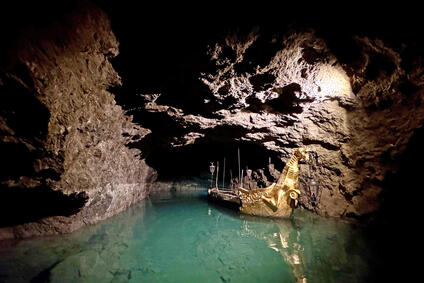 Seegrotte je najväčšie podzemné jazero v Európe.