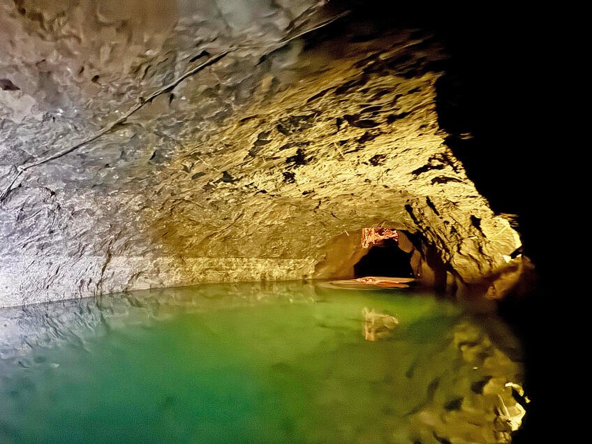 Skrytý zázrak neďaleko Viedne: Seegrotte vás ohromí svojou krásou