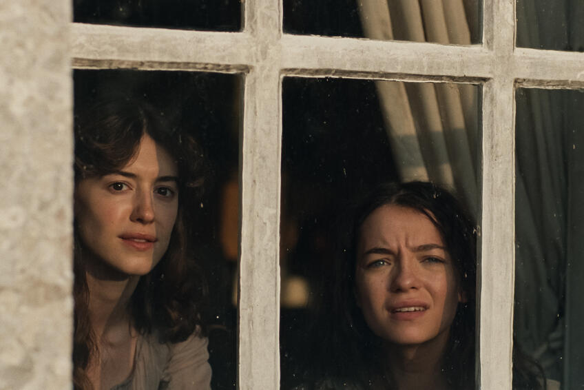 Do kín prichádza Rozum a cit: Nesmrteľný román  Jane Austenovej prvýkrát sfilmovala žena
