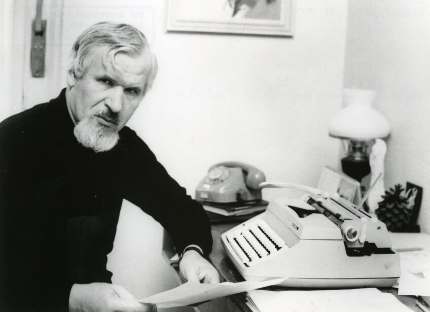 Spomienka na Magdu Rúfusovú († 91). Rehoľný kňaz, spisovateľ a pedagóg Karol Lovaš: Dopriať smrť, je prejavom súcitu a lásky. Žena, tvrdá k sebe i k ostatným