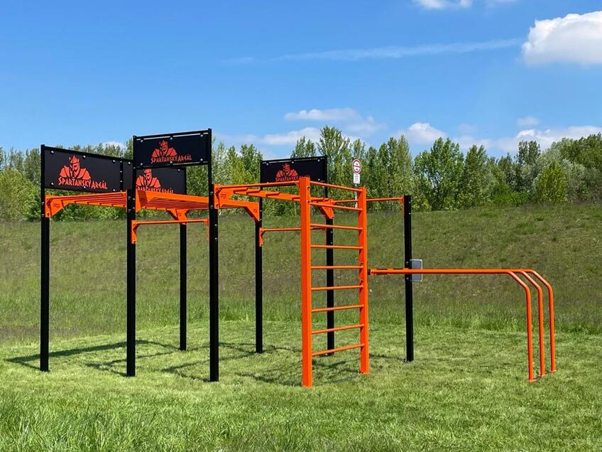 Chceš adrenalín, blato, prekážky a pocit, že to dokážeš? Prekonaj sa, zabav sa, buď Spartan 