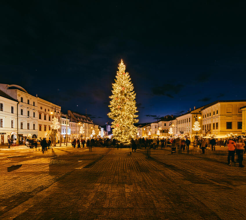 Najpopulárnejšie vianočné trhy na Slovensku: Punč, lokše a dobrá zábava