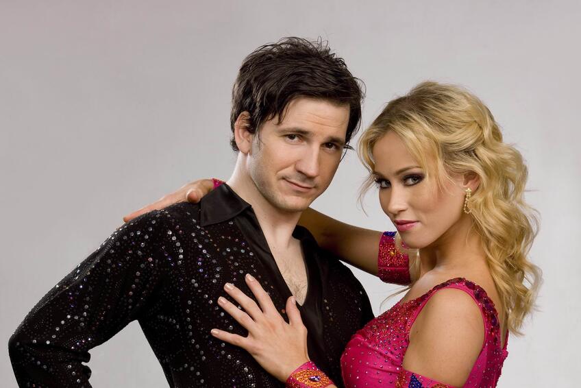 Nečakaným víťazom tretej série tanečnej šou Markízy Let´s Dance v roku 2009 sa stal zabávač Juraj Mokrý a Katarína Štumpfová.