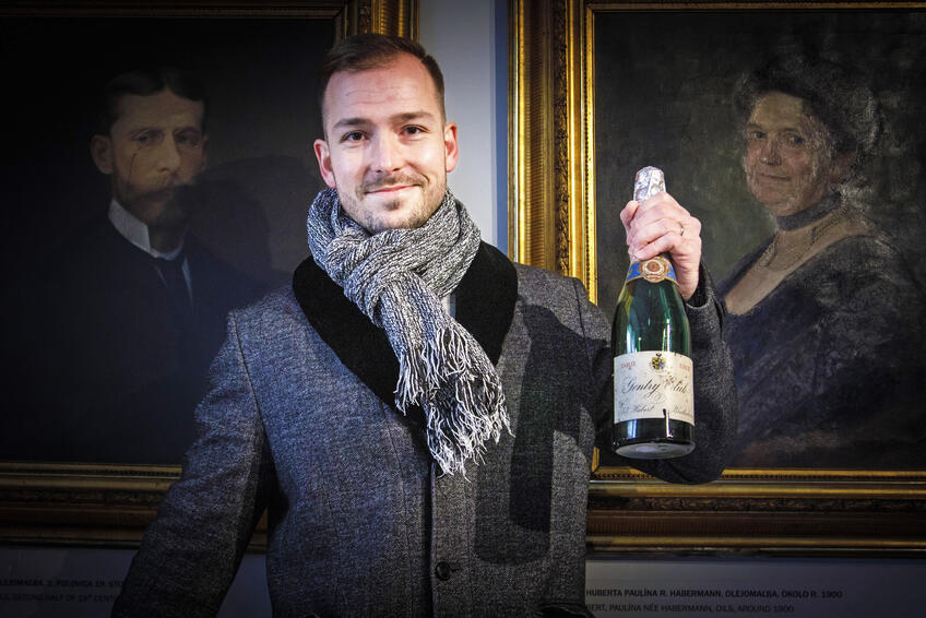 ŠTEFAN HRIVŇÁK: Je odborníkom na dejiny vinohradníctva a vinárstva.