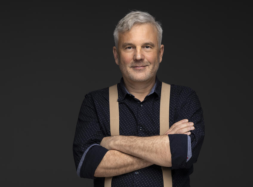 Komisár pre deti Jozef Mikloško: Sme posledná generácia, ktorá poslúchala svojich rodičov a prvá, ktorá poslúcha svoje deti 