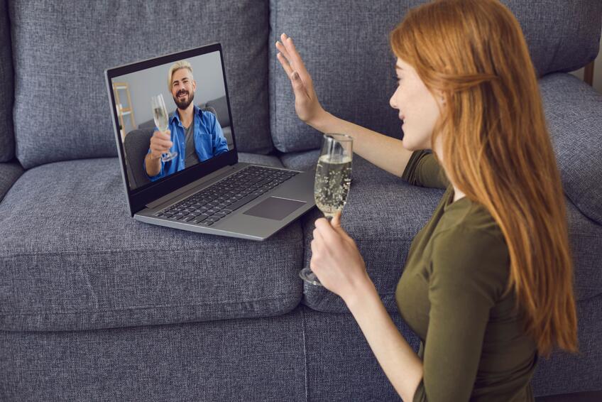 Online zoznamky nepomáhajú: Lásku na internete nehľadajte