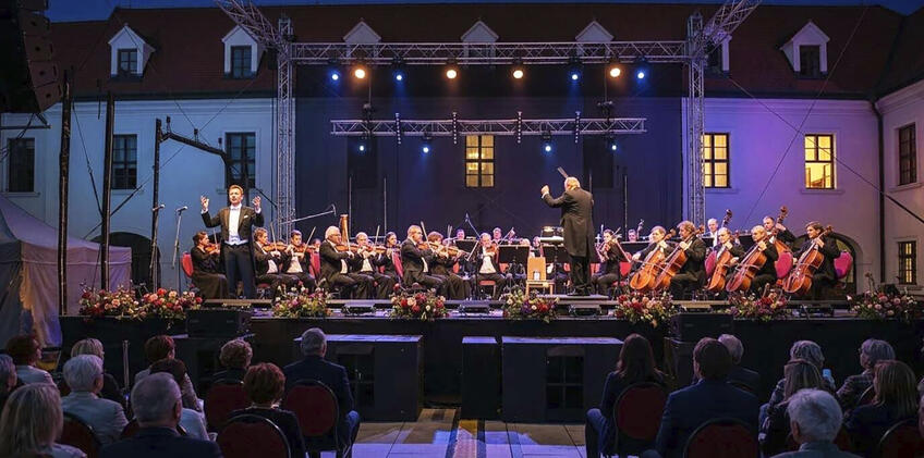 Hlavné mesto privíta už 6. ročník festivalu Opera fest na hrade: Prídu svetové hviezdy 