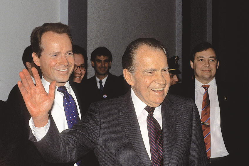 RICHARD NIXON (37. americký prezident).