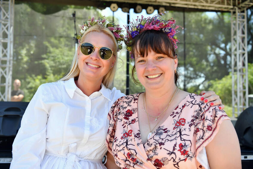 ORGANIZÁTORKY: Festival pripravujú dve akčné ženy - Sandra Merkeľová (vľavo) a Jozefína Badidová.