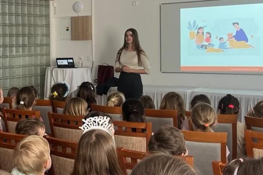 Študenti trnavskej Právnickej fakulty prednášali o právnej ochrane zvierat pre takmer tisíc detí na základných a stredných školách