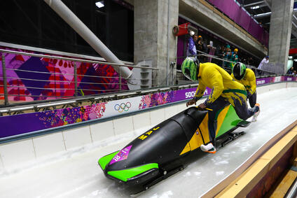 Jamajskí bobisti lákajú Hamiltona do svojich radov. 