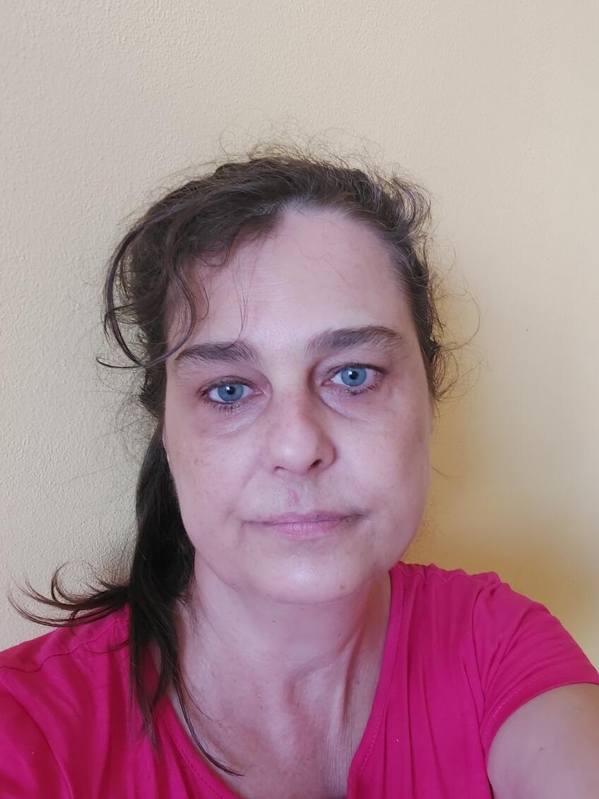 Zdravotná sestra a mama dvoch synov je pripútaná na lôžko: Moje telo je ako vybitý mobil