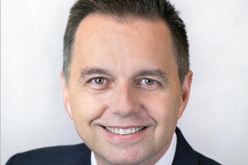 PETER KAŽIMÍR: Guvernér Národnej banky Slovenska.