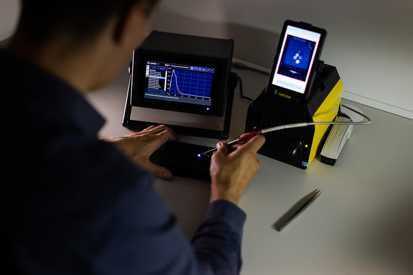 Slovenský gemologický inštitút má dnes nezávisle fungujúce a špičkovo vybavené laboratórium.