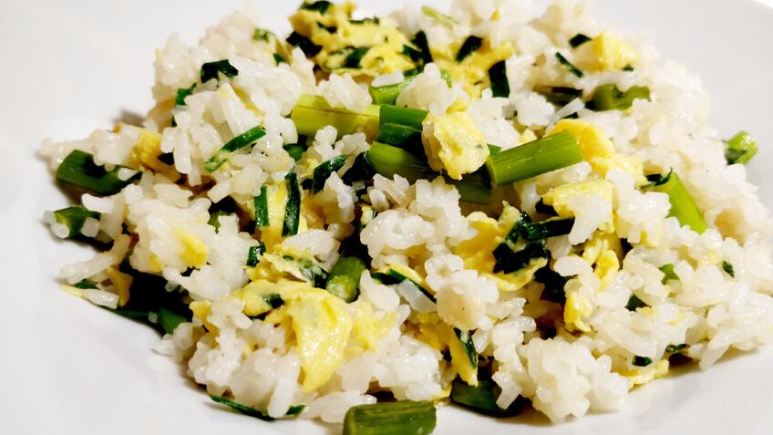 Jar na tanieri: Zelená farba trikrát inak