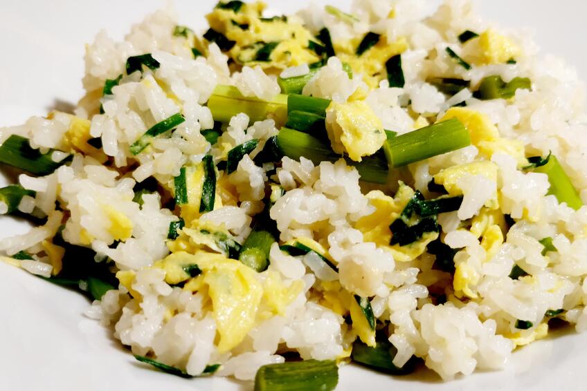 Rizoto a špargľa či žihľava - to je dokonalá kombinácia.